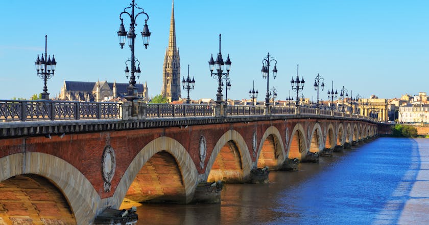 Scenic view of Bordeaux