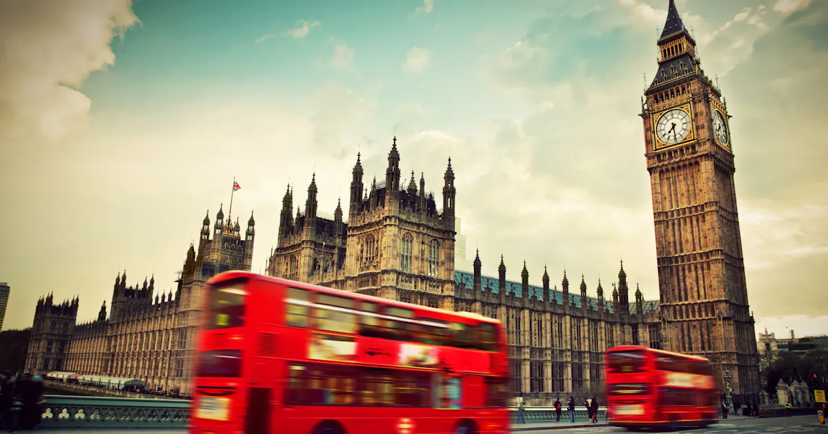 Heathrow → London Train: from $32 | TfL Rail, Heathrow Express, Heathrow Express | Busbud