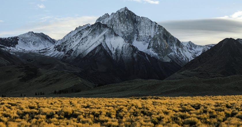 內華達山脈城市风光