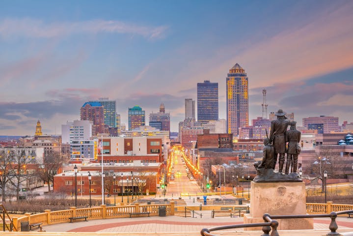 Des Moines