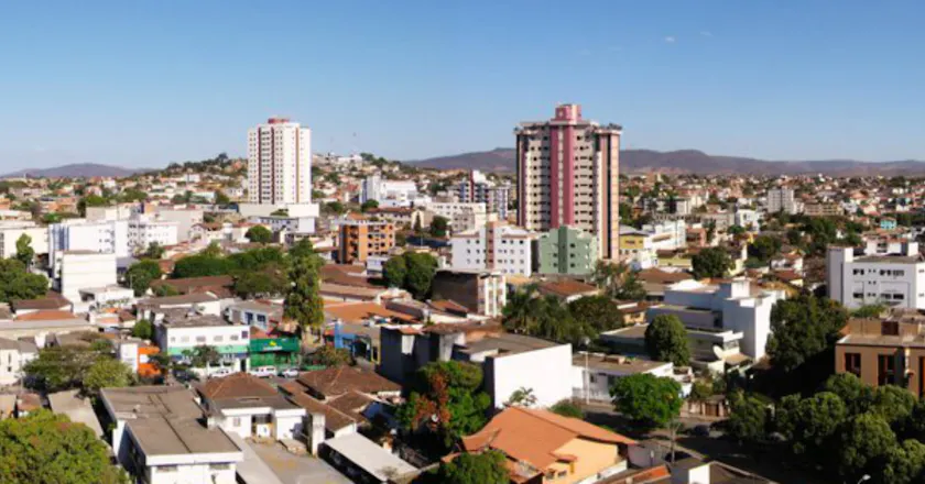 Vacker vy över Montes Claros, BR