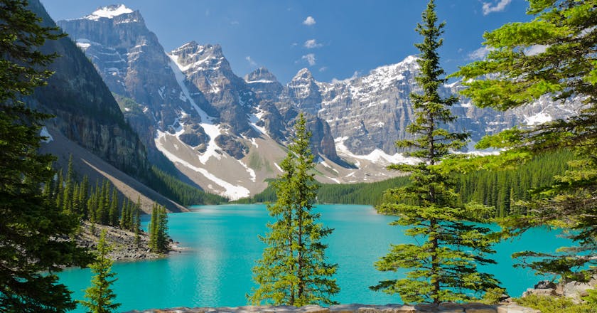 Lake Louise城市风光