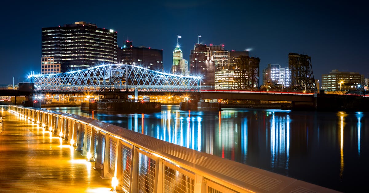 Train New York City to Newark from $9 Refundable Tickets Busbud