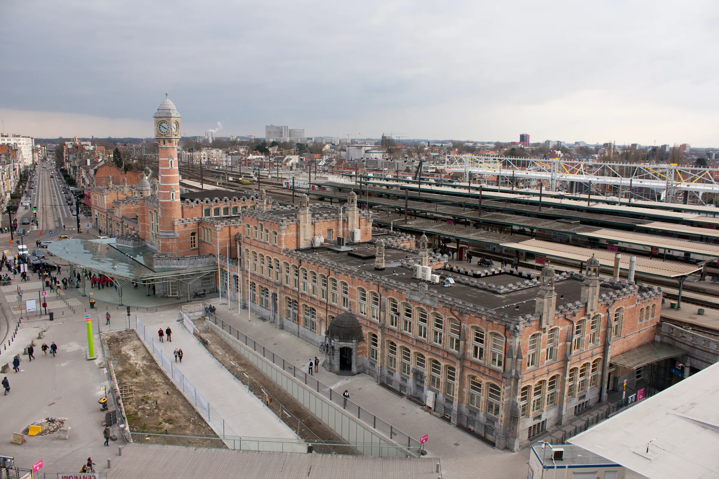 Informazioni su Gent Sint Pieters Station
