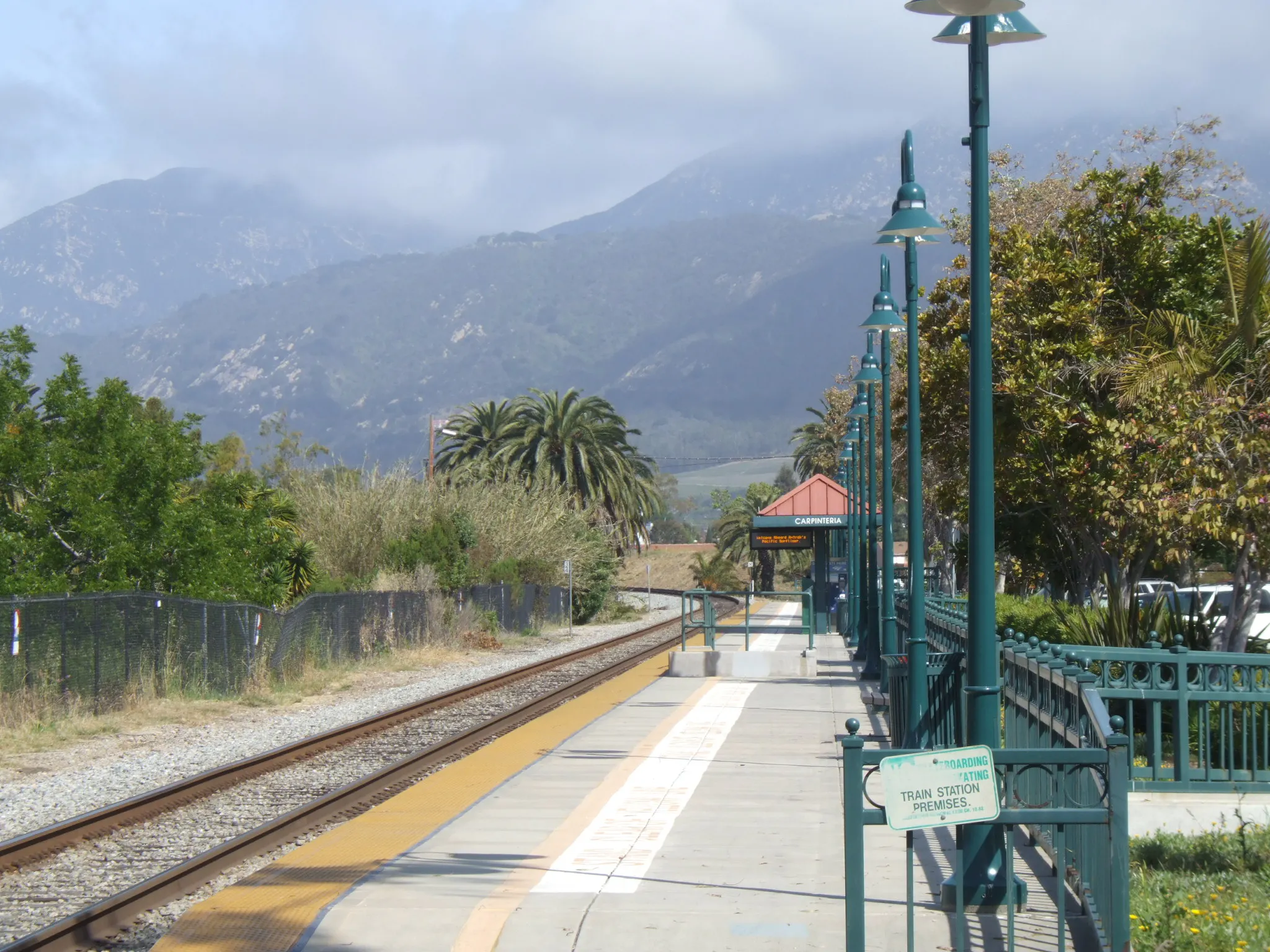 Information about 475 Linden Ave, Carpinteria, CA