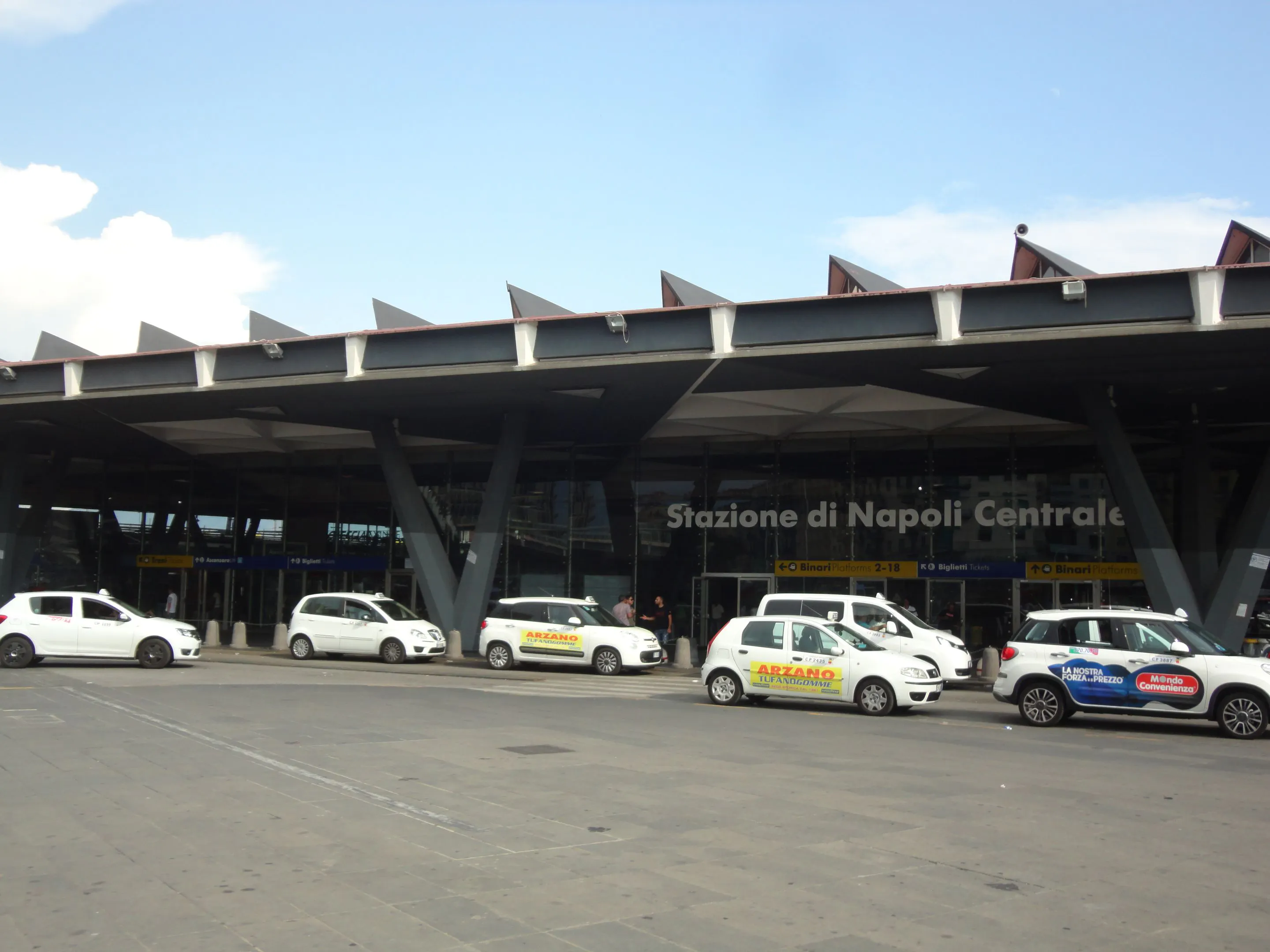 Informações sobre Naples Metropark Central Parking