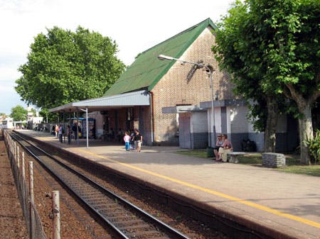 Information about Parada de Autobus Munro