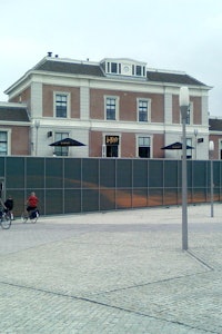 Информация о автовокзале Apeldoorn Station