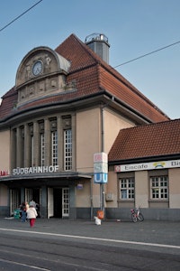 Informacje o dworcu Südbahnhof