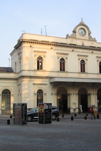 Informacje o dworcu Monza Train Station
