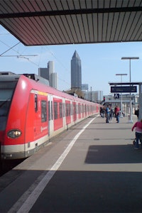 Frankfurt West station 信息
