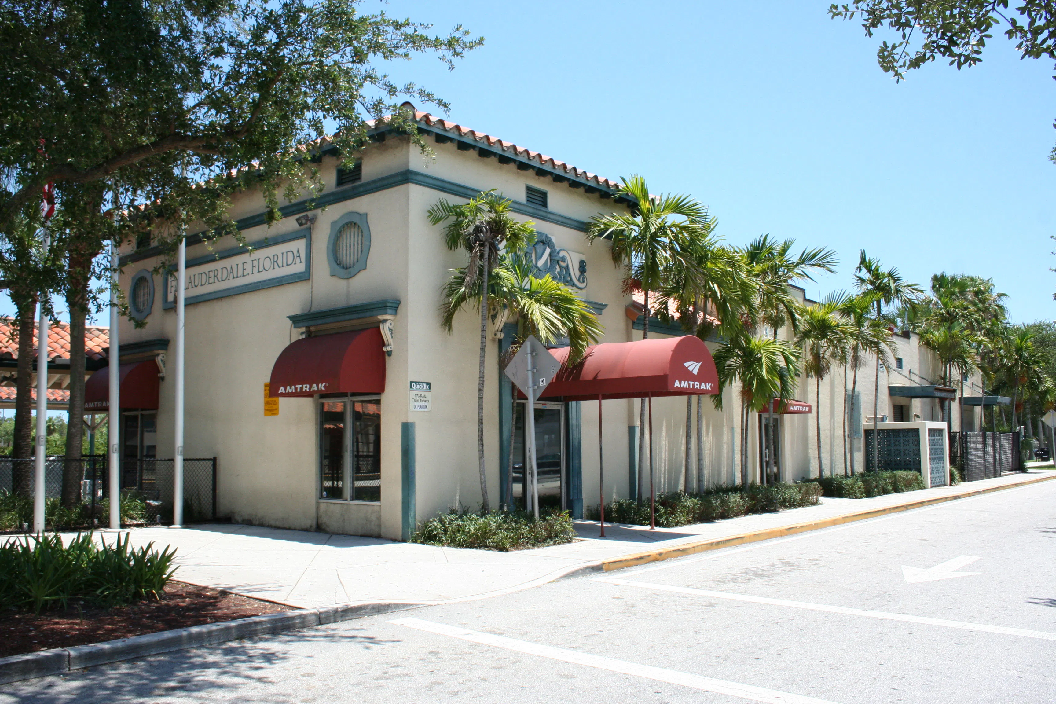 Информация об автовокзале Tri-Rail Station