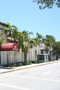 Информация об автовокзале Tri-Rail Station