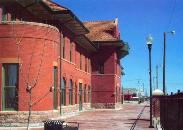 Information about Dodge City, KS